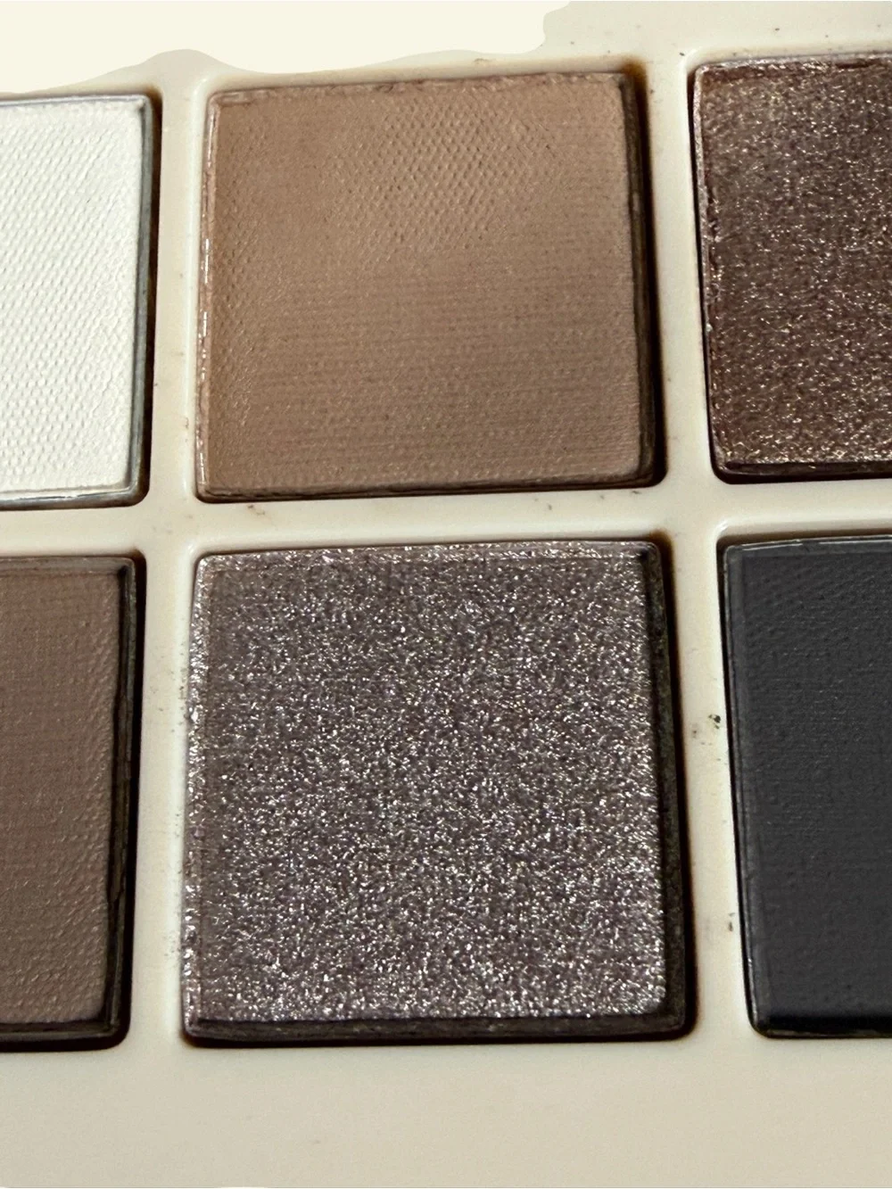 Dibs neutral eyeshadow